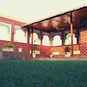 Spring Sky By Shrigo Hotel