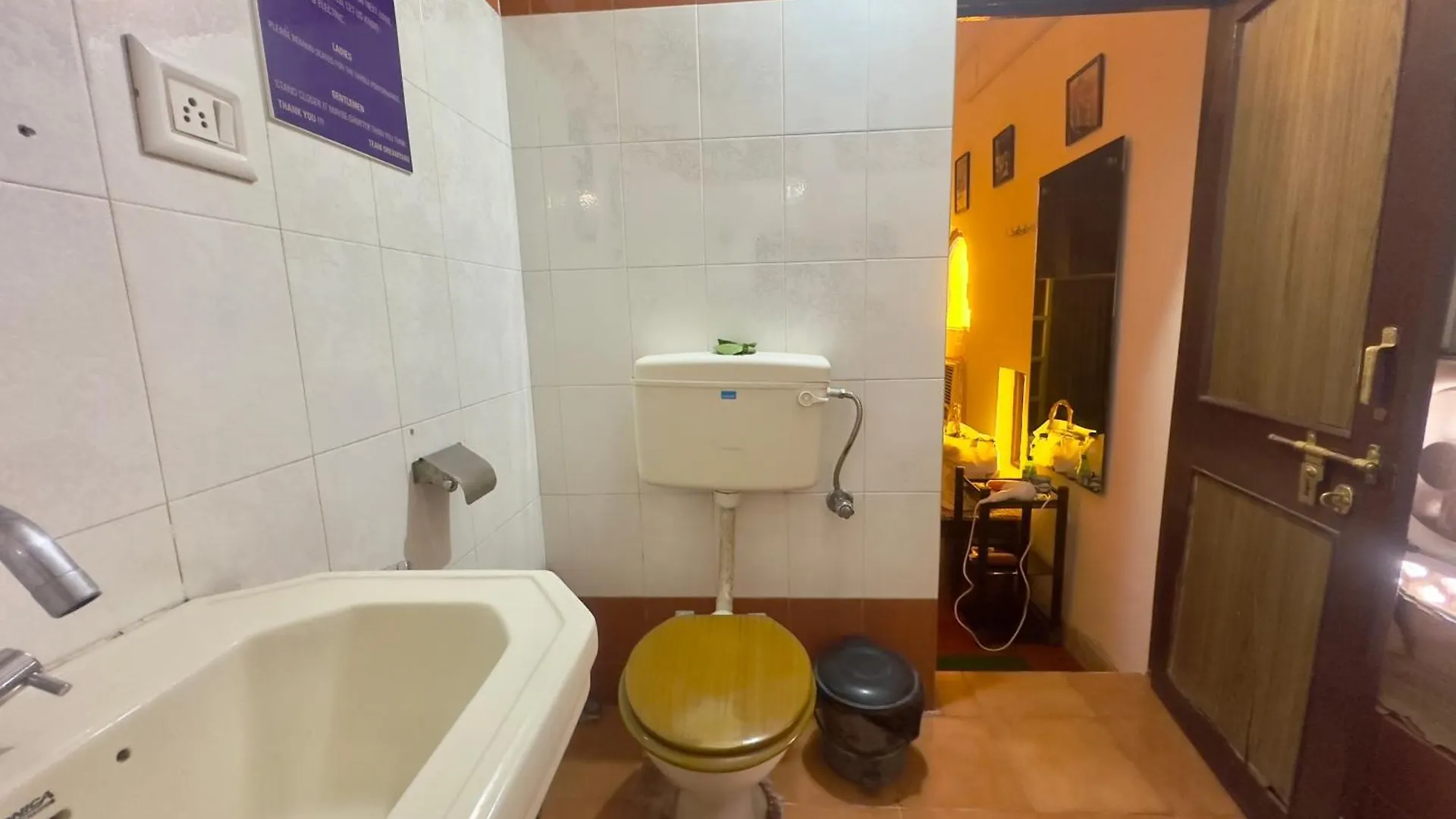 Dreamyard Udaipur Hostel India